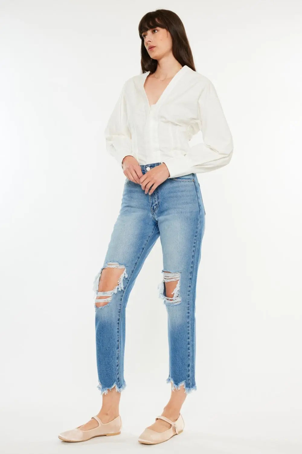 Kancan Distressed Frayed Hem Cropped Jeans Trendsi