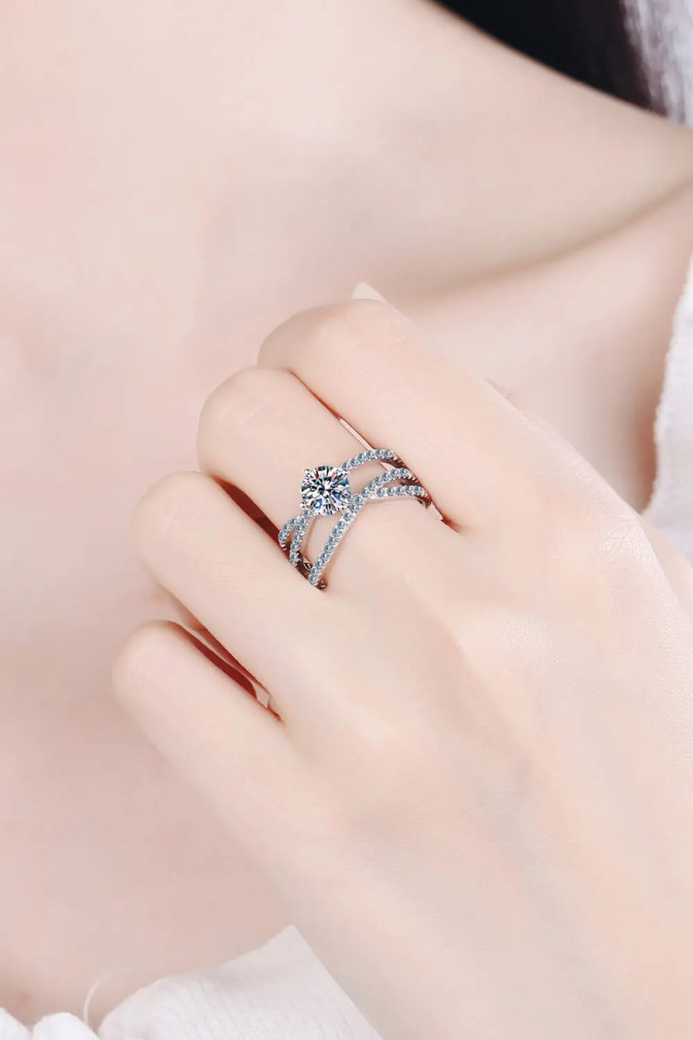 1 Carat Moissanite Crisscross Ring Trendsi