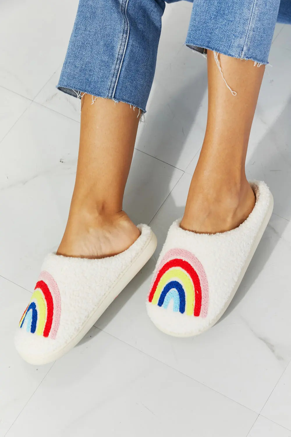 MMShoes Rainbow Plush Slipper Trendsi