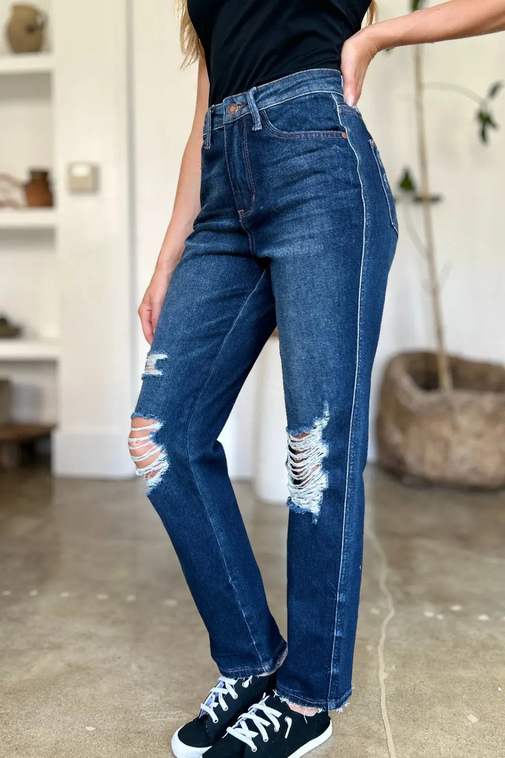 Judy Blue Full Size High Waist Rigid Magic Heavy Destroy Straight Jeans Trendsi