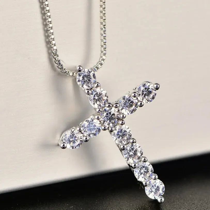 Crystal Cross Pendant Silver Chain Necklace - Fashionable Women's Jewelry Gift Zendrop