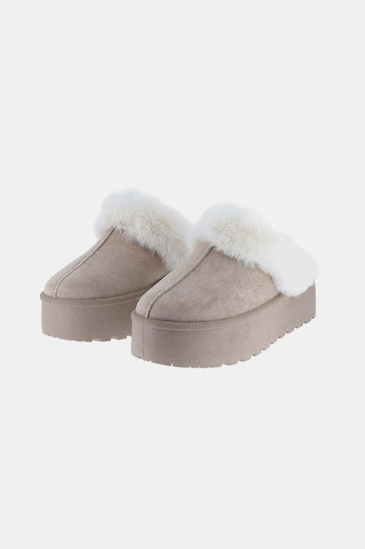 Weeboo Thick Bottom Fur Trim Snow Slippers Trendsi